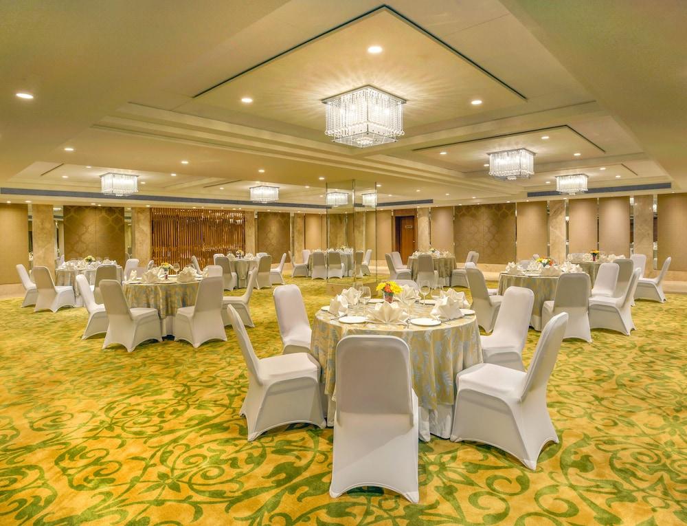 Deventure Sarovar Portico Kapashera, New Delhi Zewnętrze zdjęcie