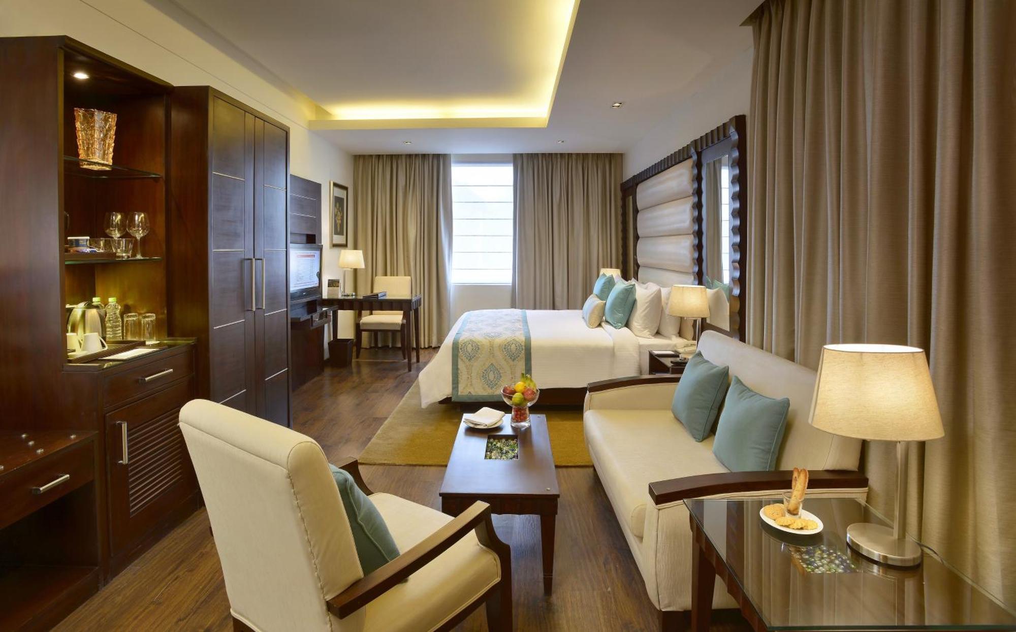 Deventure Sarovar Portico Kapashera, New Delhi Zewnętrze zdjęcie